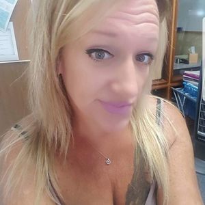 Meet your Posher, Annette